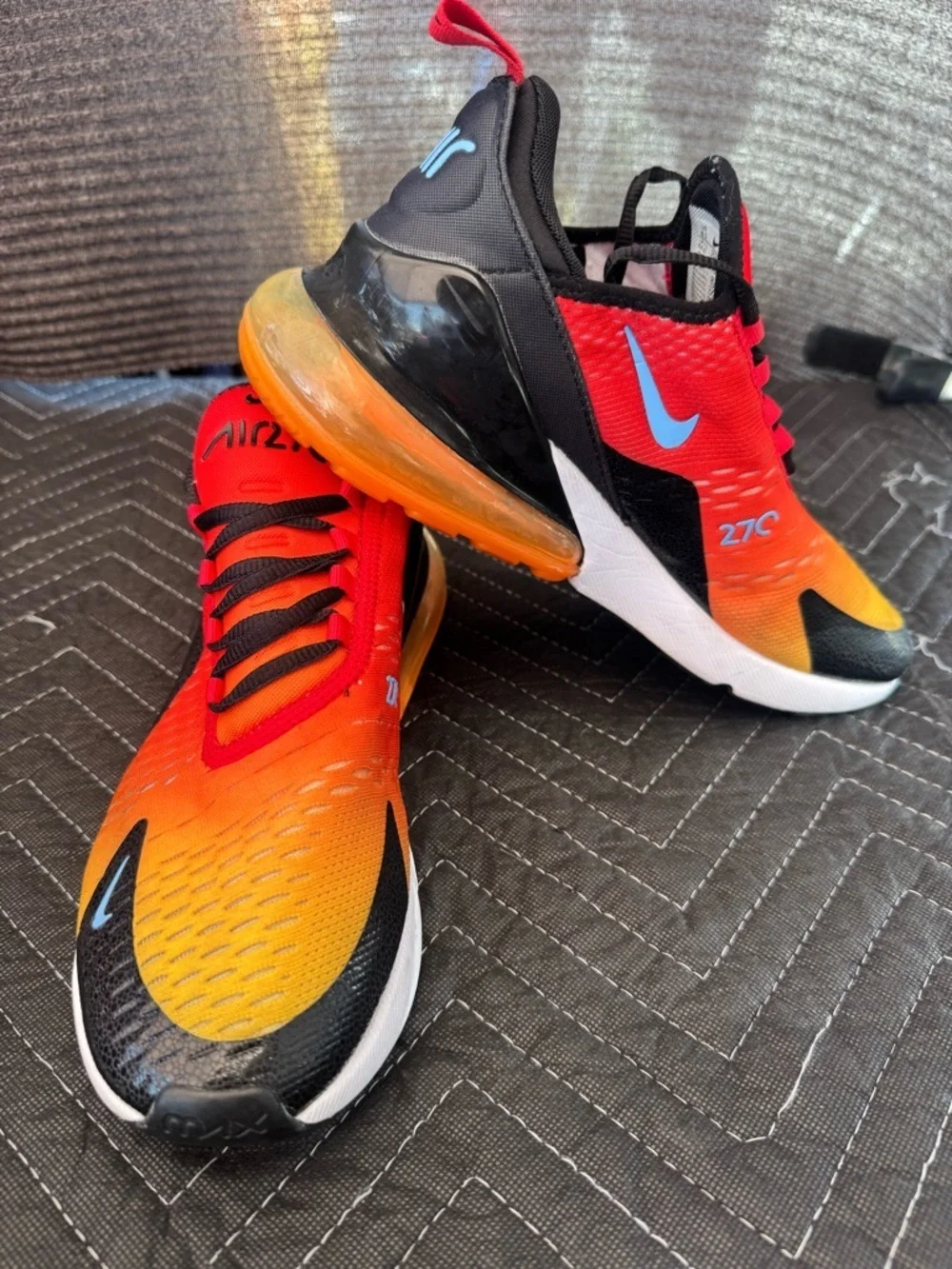 Nike Air Max 270 Red to Orange Gradient Running Shoes